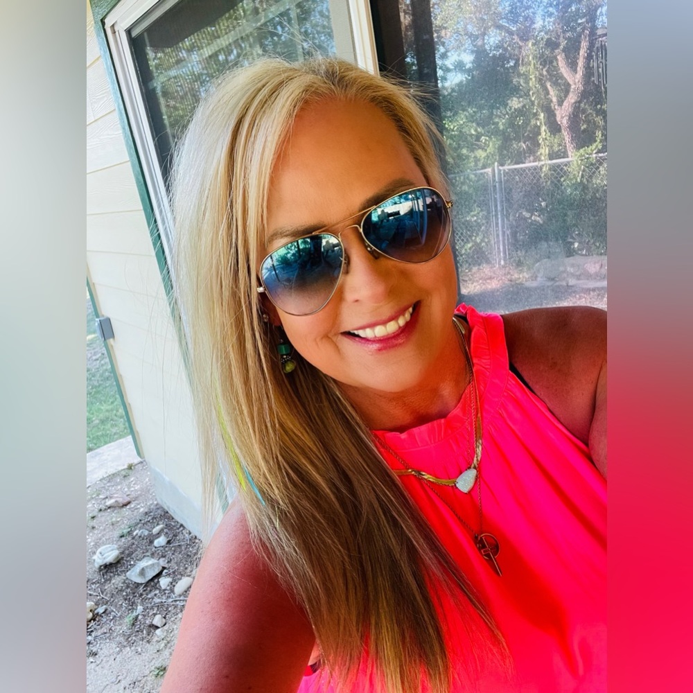 Meet your Posher, Michelle